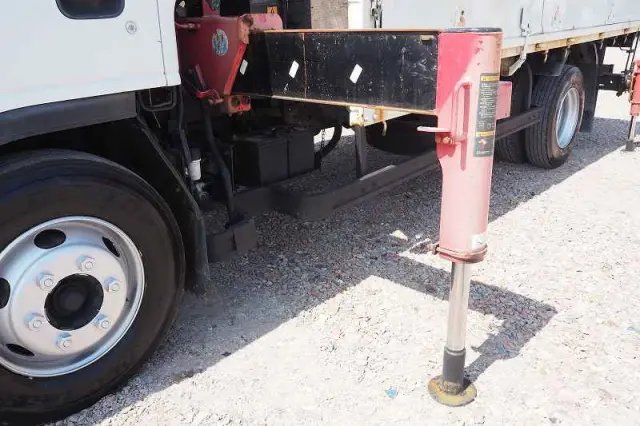 いすゞ エルフ KR-NPR72PR(2WD)の写真11