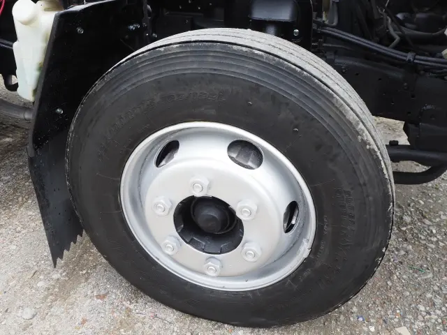 いすゞ エルフ KR-NPR72PR(2WD)の写真21