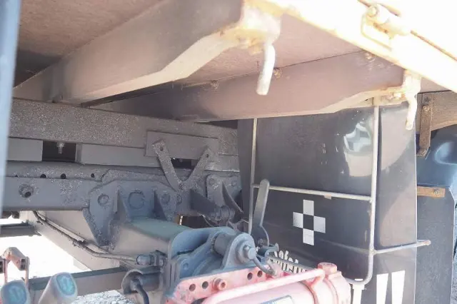 いすゞ エルフ KR-NPR72PR(2WD)の写真37