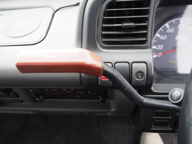 いすゞ エルフ KR-NPR72PR(2WD)の写真46