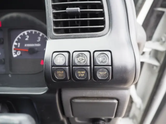 いすゞ エルフ KR-NPR72PR(2WD)の写真47
