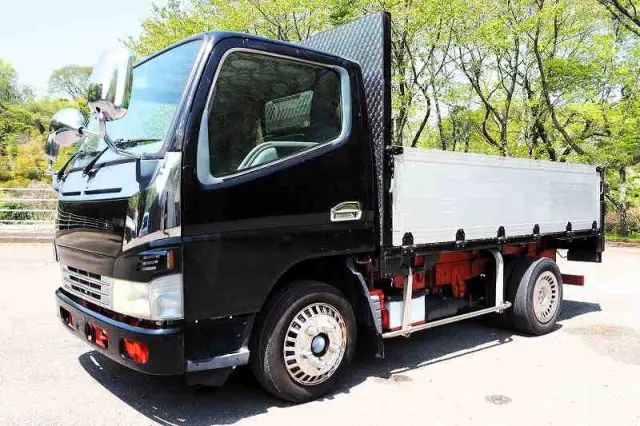 三菱 キャンター KK-FE70CB(2WD)の写真1