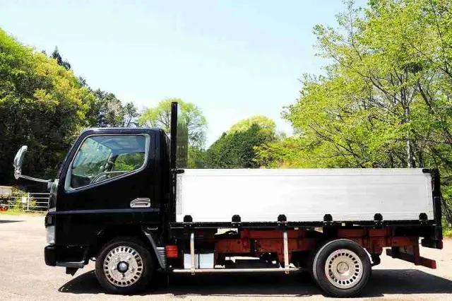 三菱 キャンター KK-FE70CB(2WD)の写真2