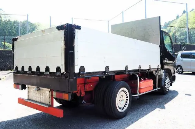 三菱 キャンター KK-FE70CB(2WD)の写真5