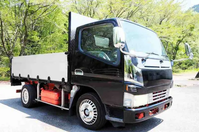 三菱 キャンター KK-FE70CB(2WD)の写真7