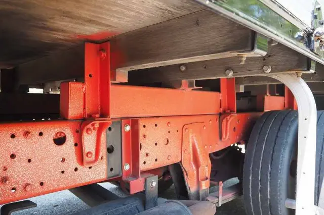 三菱 キャンター KK-FE70CB(2WD)の写真35