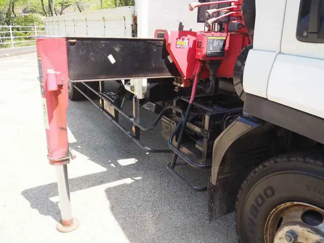 いすゞ フォワード SKG-FRR90S1(2WD)の写真9