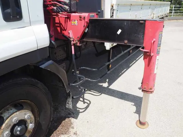 いすゞ フォワード SKG-FRR90S1(2WD)の写真14