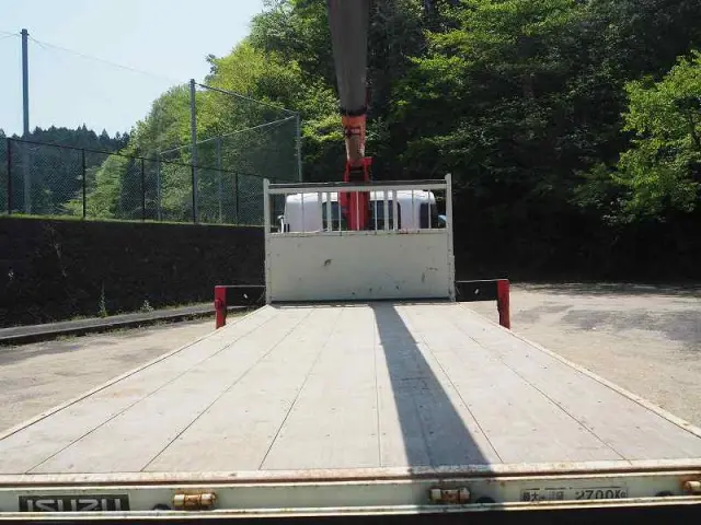 いすゞ フォワード SKG-FRR90S1(2WD)の写真23