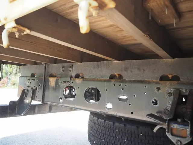 いすゞ フォワード SKG-FRR90S1(2WD)の写真35