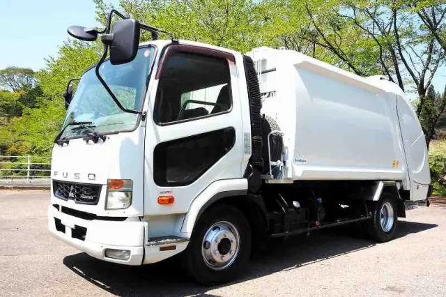 三菱 ファイター TKG-FK71F(2WD)の写真1