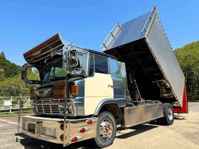 日野 レンジャー KL505(2WD)の写真1