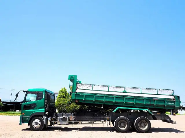 UD クオン ADG-CW4ZL(6x4)の写真2