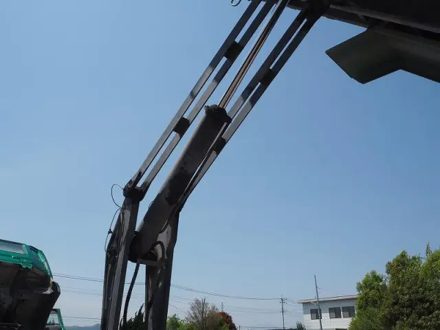 UD クオン ADG-CW4ZL(6x4)の写真24