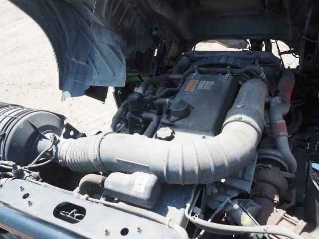 UD クオン ADG-CW4ZL(6x4)の写真42