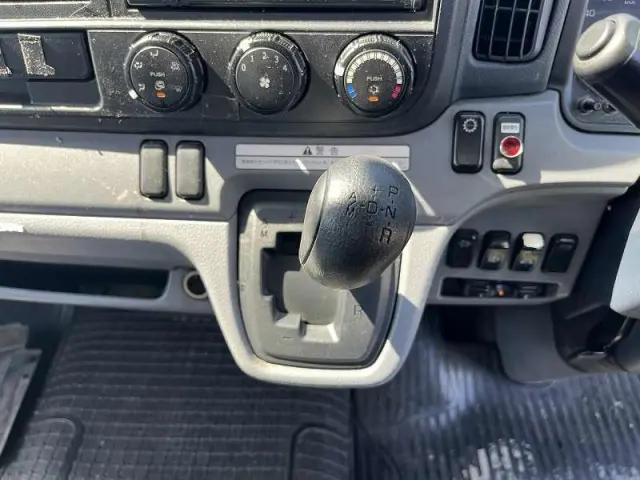 三菱 キャンター TKG-FED90改(2WD)の写真42