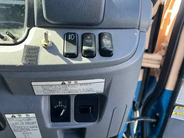 三菱 キャンター TKG-FED90改(2WD)の写真47