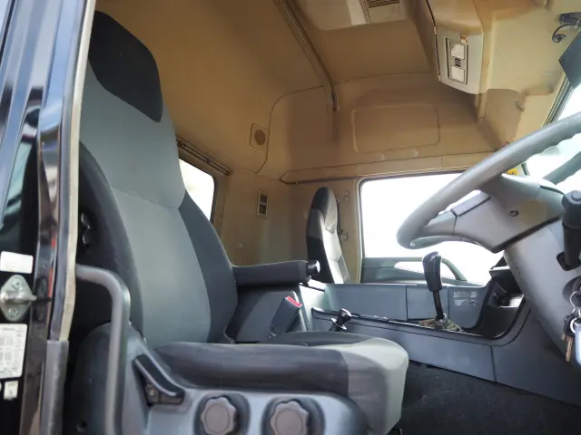 三菱 スーパーグレート QPG-FS64VZ(8x4)の写真45