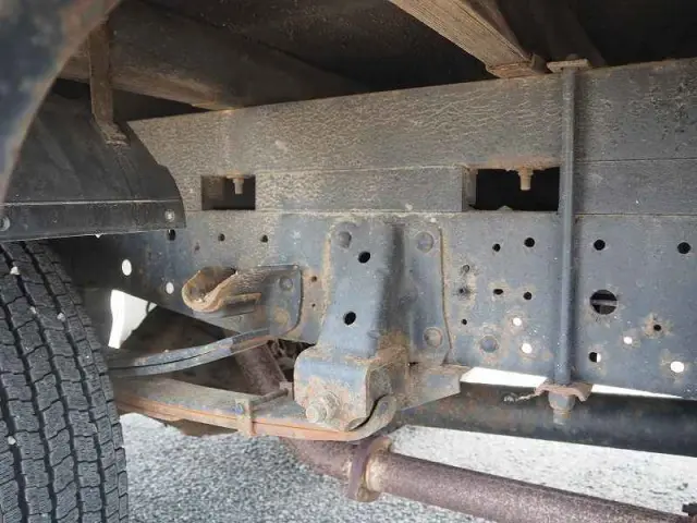 いすゞ エルフ PB-NKR81AR(2WD)の写真27