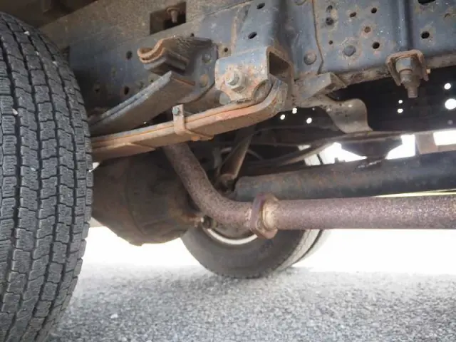 いすゞ エルフ PB-NKR81AR(2WD)の写真28