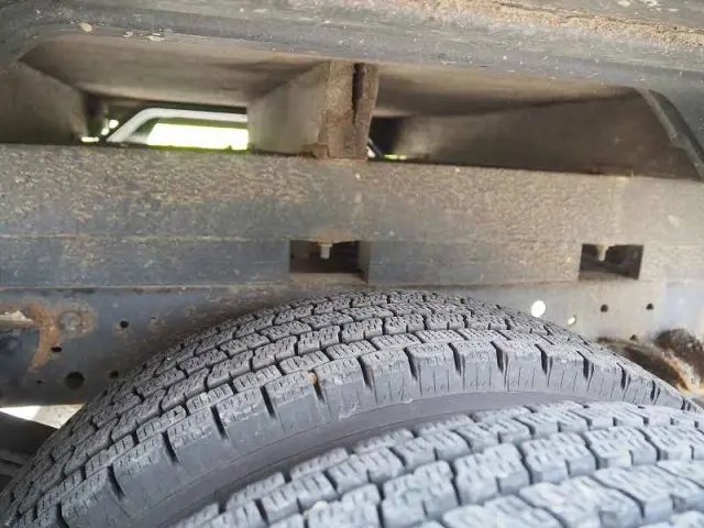 いすゞ エルフ PB-NKR81AR(2WD)の写真30