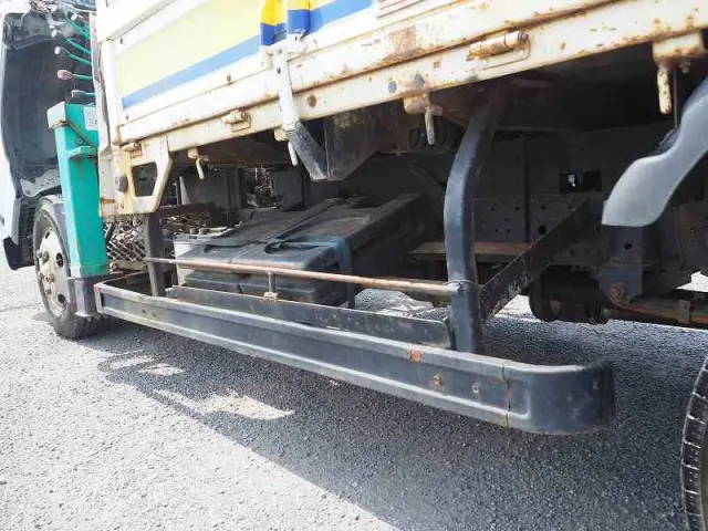 いすゞ エルフ PB-NKR81AR(2WD)の写真35