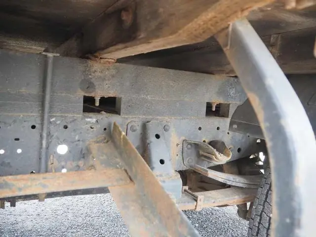 いすゞ エルフ PB-NKR81AR(2WD)の写真36