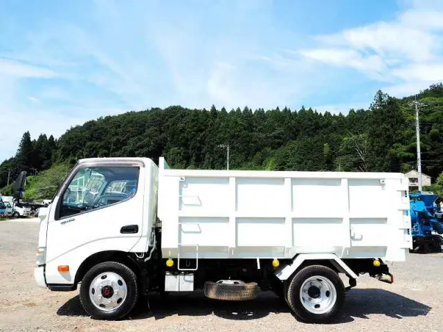 日野 デュトロ TKG-XZC675T(4WD)の写真2