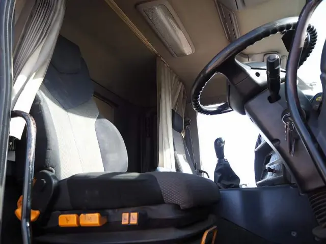 日野 プロフィア KS-FS1EZWA(6x4)の写真46