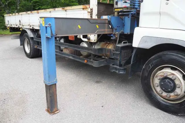 三菱 ファイター QKG-FK72FZ(2WD)の写真9