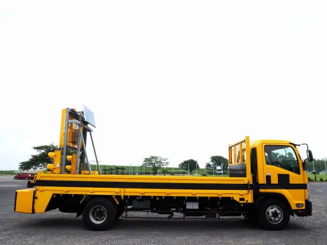 いすゞ エルフ TKG-FRR90S1(2WD)の写真6