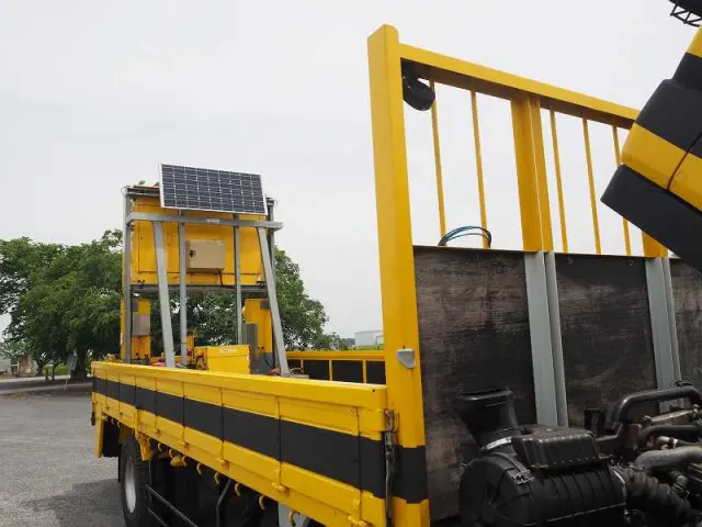 いすゞ エルフ TKG-FRR90S1(2WD)の写真34