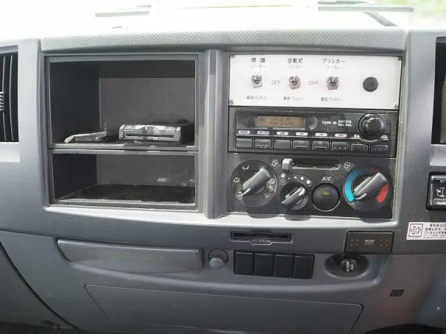 いすゞ エルフ TKG-FRR90S1(2WD)の写真44