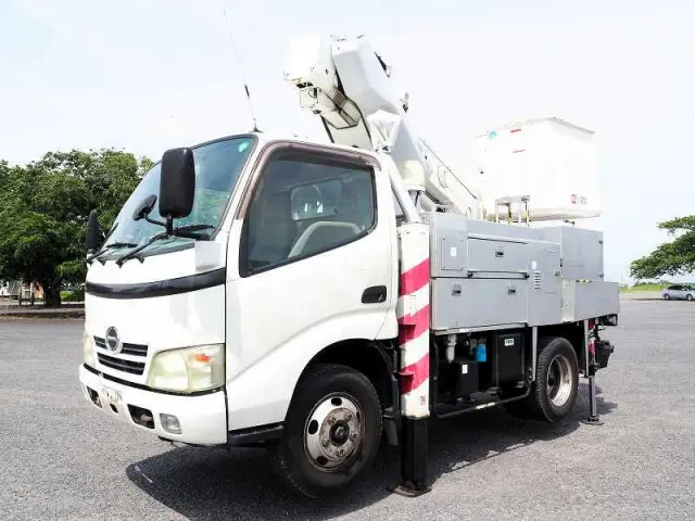 日野 デュトロ BDG-XZU304X(2WD)の写真1