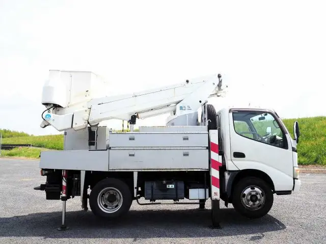 日野 デュトロ BDG-XZU304X(2WD)の写真6