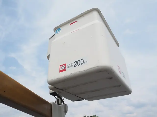 日野 デュトロ BDG-XZU304X(2WD)の写真18