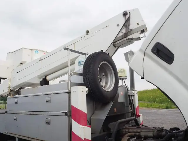 日野 デュトロ BDG-XZU304X(2WD)の写真36