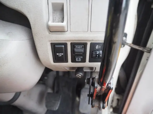 日野 デュトロ BDG-XZU304X(2WD)の写真49