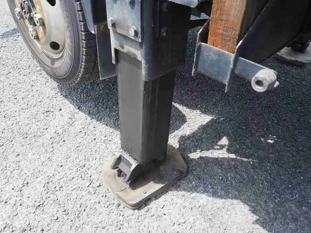 いすゞ エルフ TPG-NKS85AN(4WD)の写真33