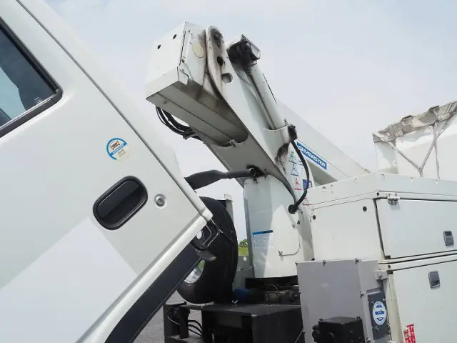 いすゞ エルフ TPG-NKS85AN(4WD)の写真41