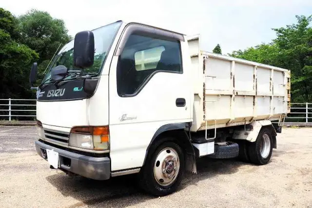 いすゞ エルフ KK-NKS71EAD(4WD)の写真1