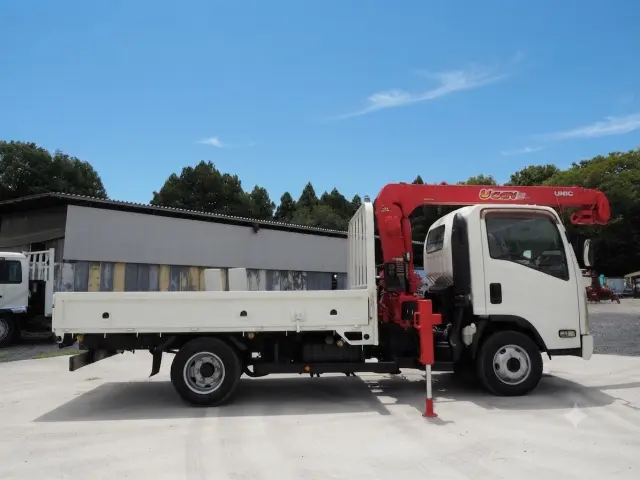 いすゞ エルフ BDG-NPS85AR(4WD)の写真6