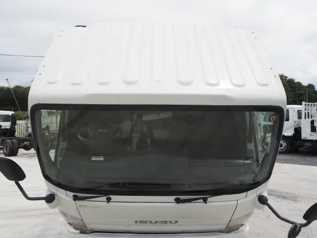 いすゞ エルフ BDG-NPS85AR(4WD)の写真17