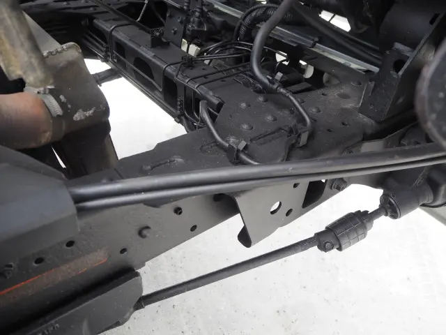 いすゞ エルフ BDG-NPS85AR(4WD)の写真21