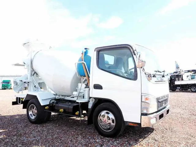 三菱 キャンター PDG-FE73D(2WD)の写真7