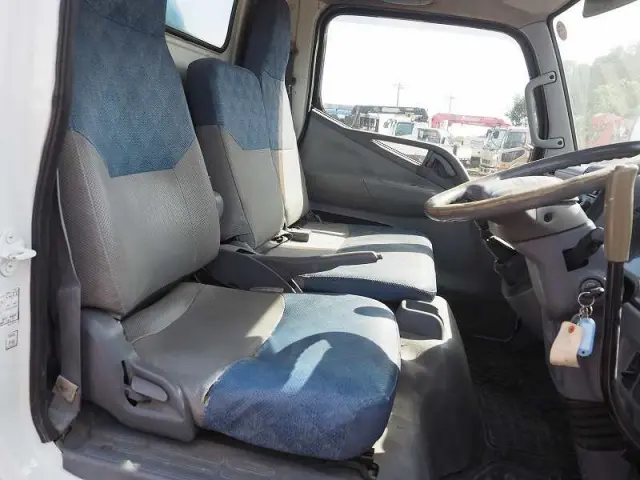 三菱 キャンター PDG-FE73D(2WD)の写真44