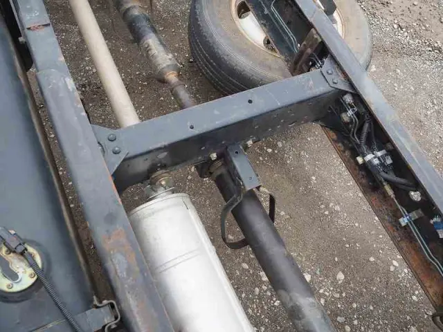 三菱 キャンター KK-FE82EE(2WD)の写真16