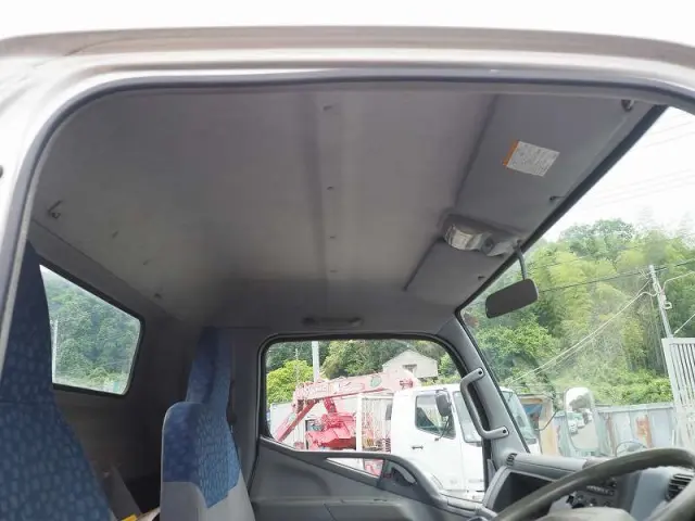 三菱 キャンター KK-FE82EE(2WD)の写真40