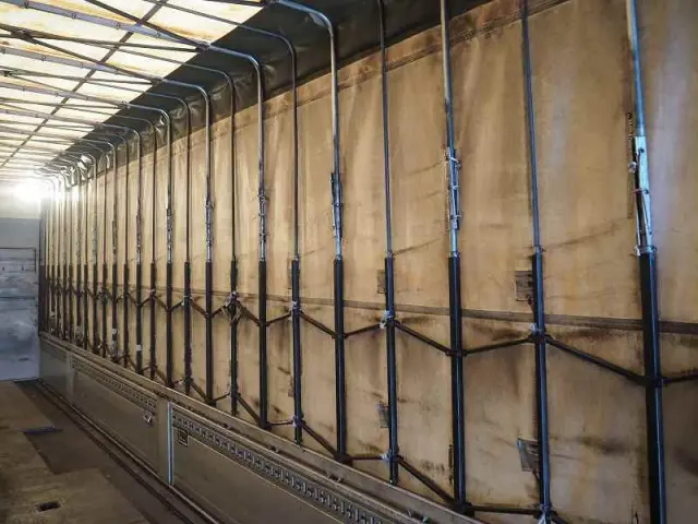 日野 プロフィア QKG-FW1EZBJ(8x4)の写真19