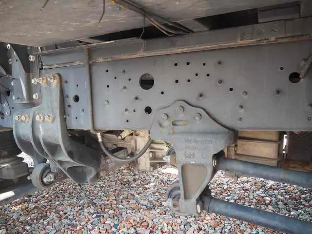 日野 プロフィア QKG-FW1EZBJ(8x4)の写真38